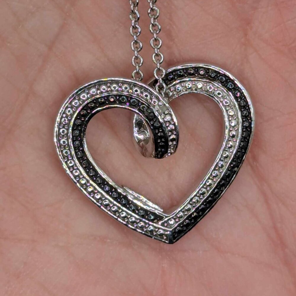 Darling STERLING SILVER HEART NECKLACE 9" Drop Black & Silver -made in Thailand